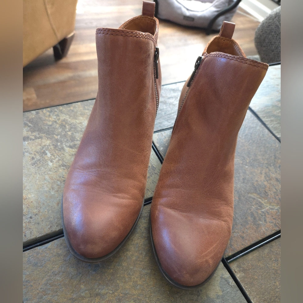 LUCKY BRAND Ankle Boot